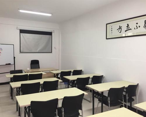 教室環(huán)境.jpg 教室環(huán)境.jpg