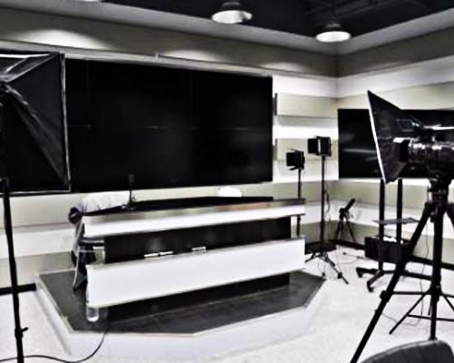 傳媒教室.jpg 傳媒教室.jpg