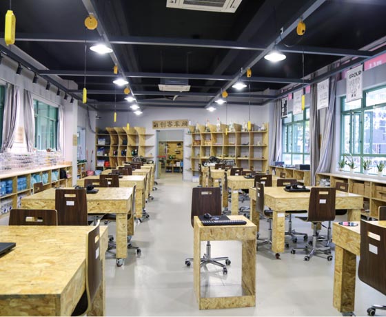 課室環(huán)境.jpg 課室環(huán)境.jpg