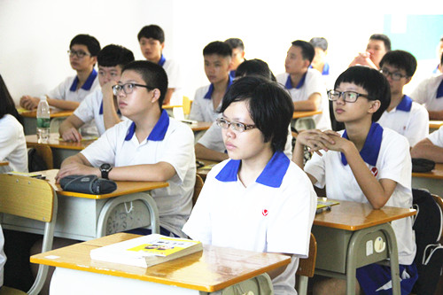 廣州華興中考復(fù)讀班招生簡(jiǎn)章