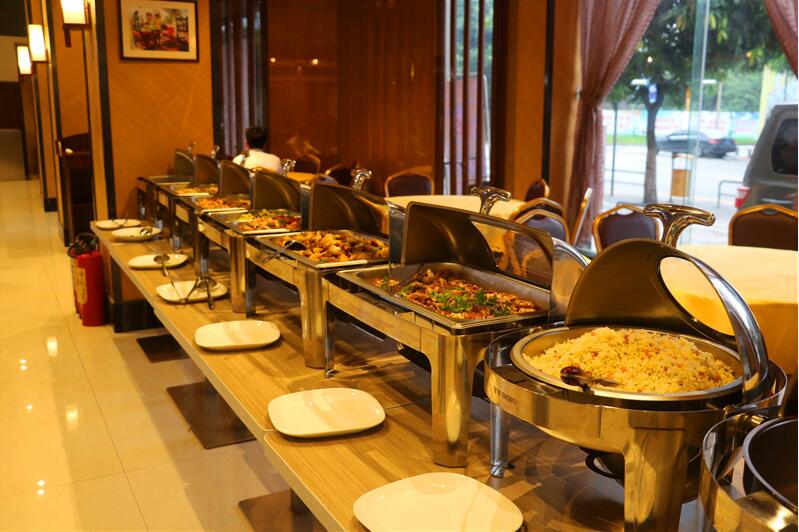 學(xué)生就餐環(huán)境 學(xué)生就餐環(huán)境