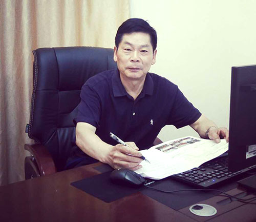 萬方泉校長.jpg 萬方泉校長.jpg