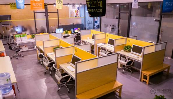 非凡教育廣州校區內部環境 非凡教育廣州校區內部環境