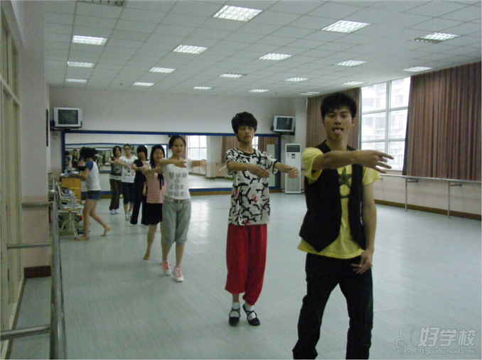 上海東方藝考培訓中心模特藝考輔導班招生簡章