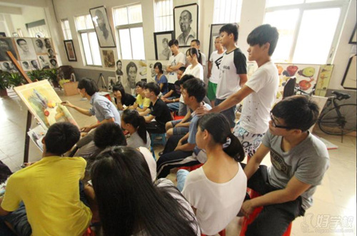 教學場景.jpg 教學場景.jpg