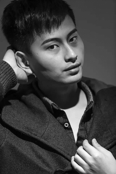 何明非.jpg 何明非.jpg