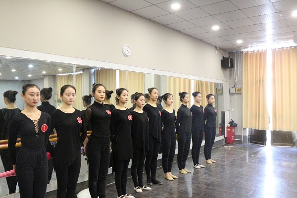 ʯfýˇг˄ՌI(y)Ӗn