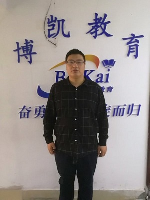 清河校區(qū)物理馬老師.jpeg 清河校區(qū)物理馬老師.jpeg