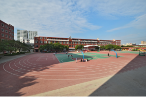 |ݸAF(tun)۰_(ti)(lin)W(xu)Уh(hun)ôӣ