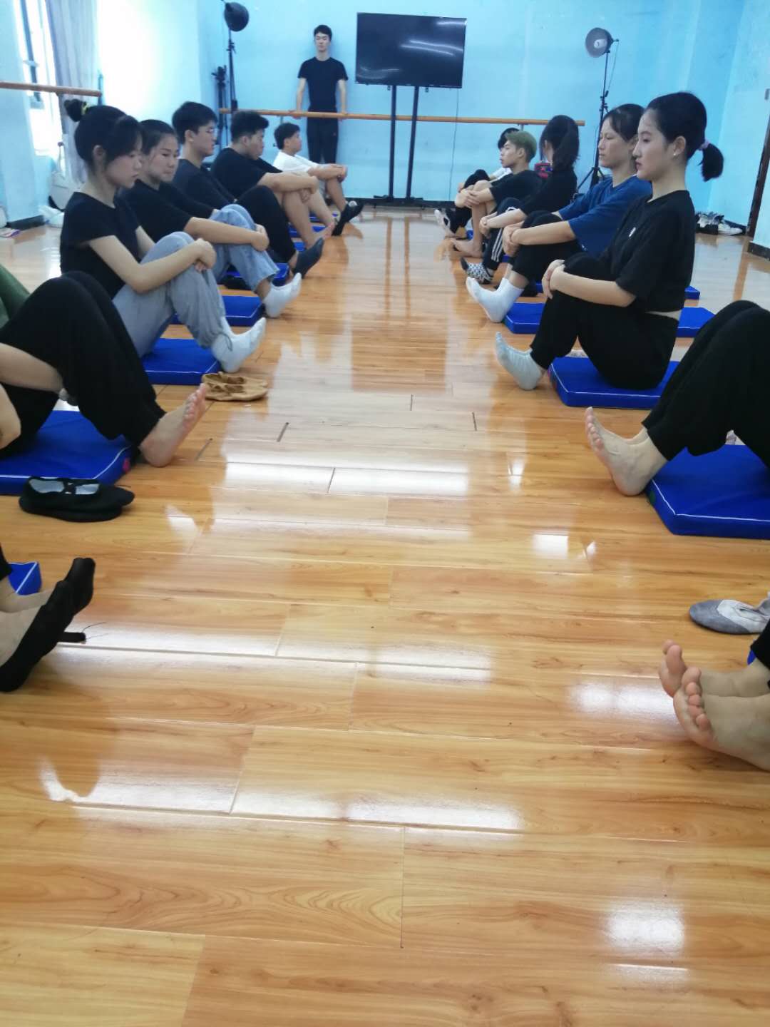 形體訓練課 形體訓練課