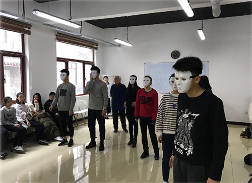 表演訓(xùn)練現(xiàn)場(chǎng) 表演訓(xùn)練現(xiàn)場(chǎng)