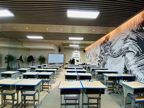 教室環(huán)境 教室環(huán)境