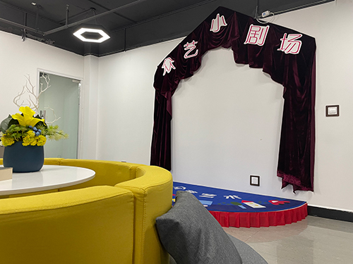 小劇場環境 小劇場環境