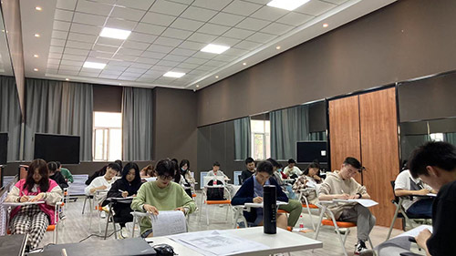 教學(xué)現(xiàn)場 教學(xué)現(xiàn)場