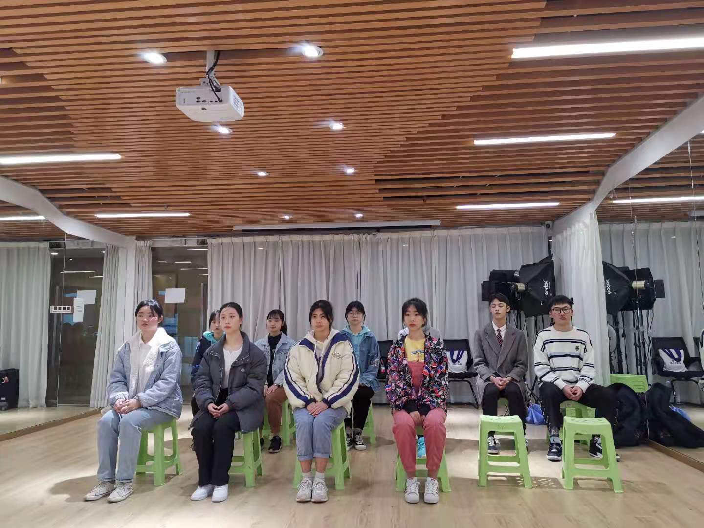 小班上課 小班上課