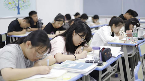 學(xué)習(xí)現(xiàn)場 學(xué)習(xí)現(xiàn)場