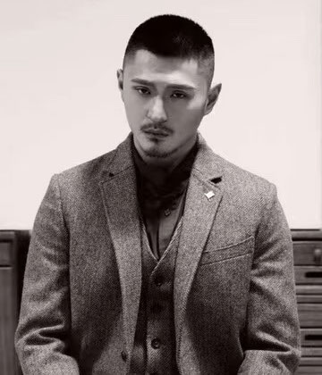 鄭煜軒表演老師 鄭煜軒表演老師