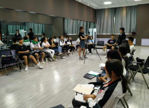 課堂表演 課堂表演