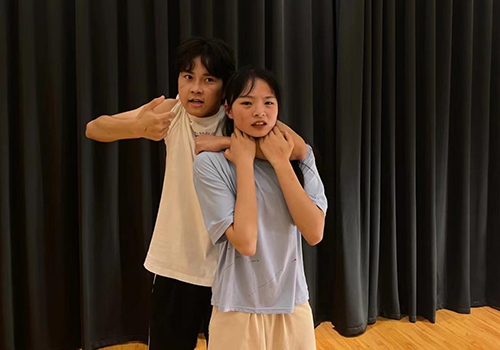 表演訓練 表演訓練