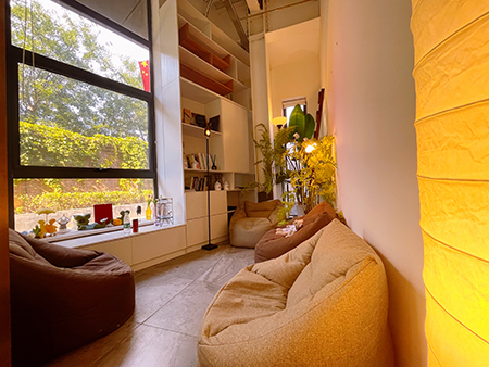 休息區(qū) 休息區(qū)