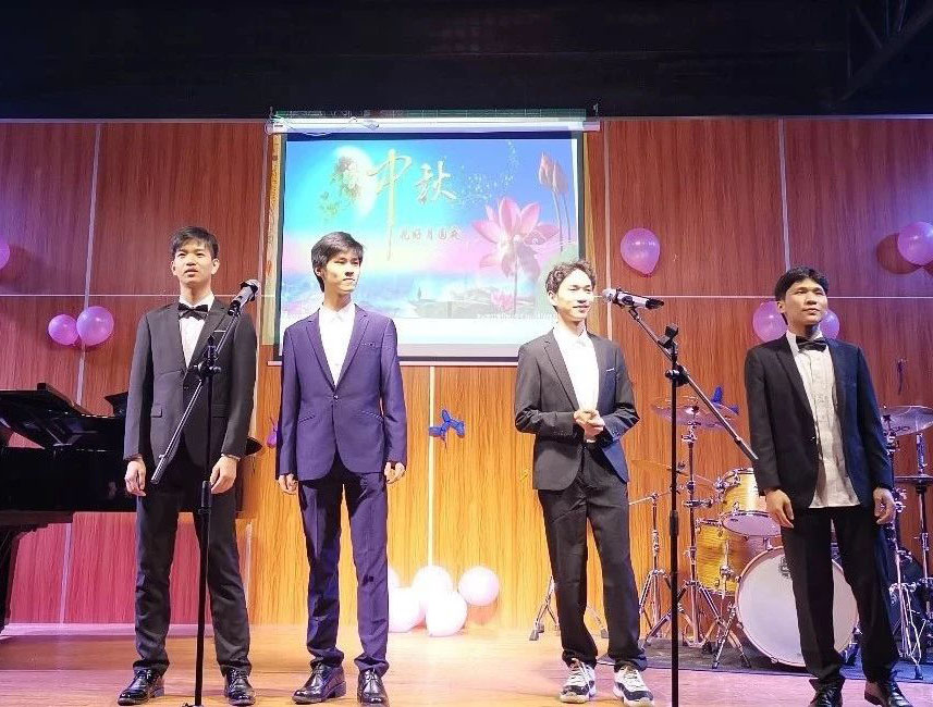 中秋晚會(huì) 中秋晚會(huì)