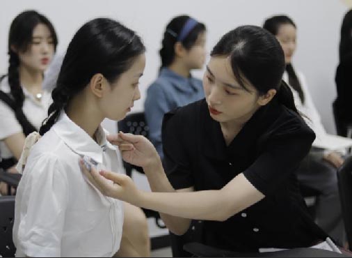 教學風采.jpg 教學風采.jpg