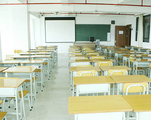 教室環境.jpg