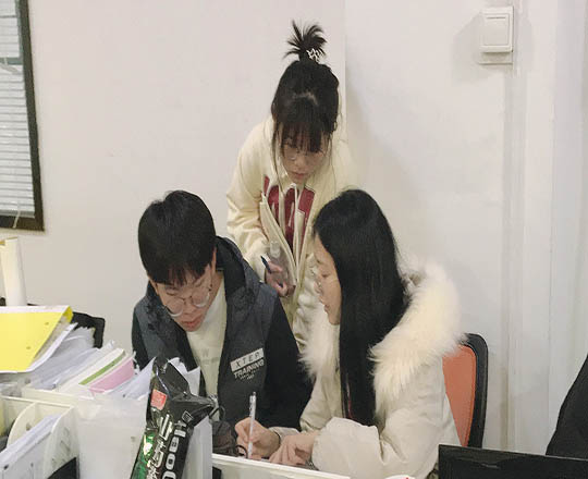 輔導(dǎo)答疑.jpg 輔導(dǎo)答疑.jpg