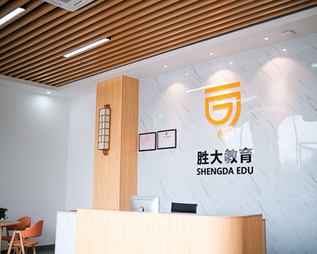 TYRA0322.jpg TYRA0322.jpg