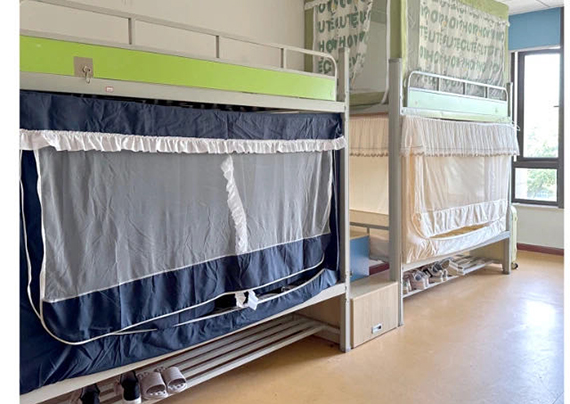 宿舍.jpg 宿舍.jpg