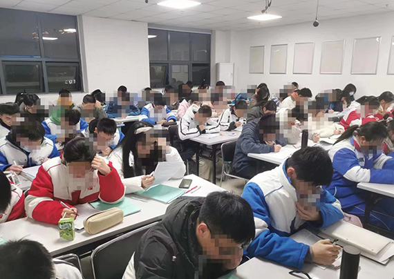 學滋味蒂娜培訓中心的教學現場是什么樣的?