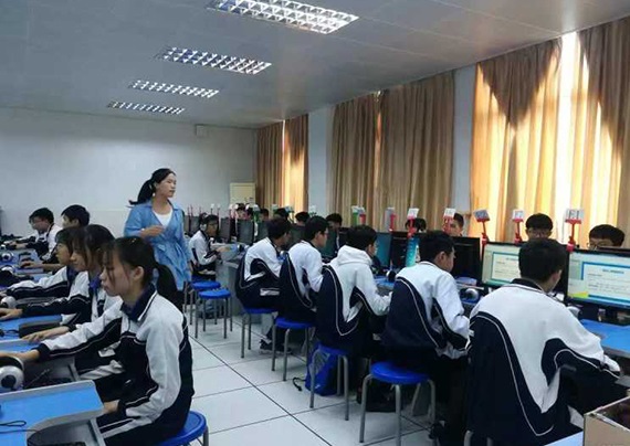 122045272599_w800.jpg 122045272599_w800.jpg