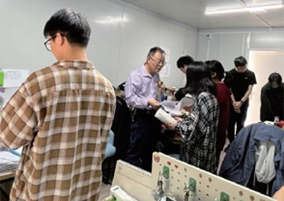 49042555.jpg 49042555.jpg