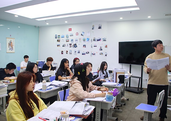 IMG_5560.jpg IMG_5560.jpg