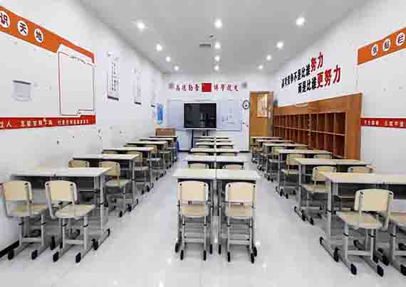教室.jpg 教室.jpg