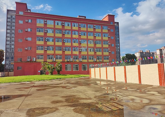 東莞南博教育良師復讀中心的環境怎么樣?可以嗎?