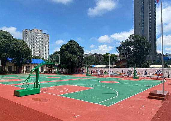 操場.jpg 操場.jpg