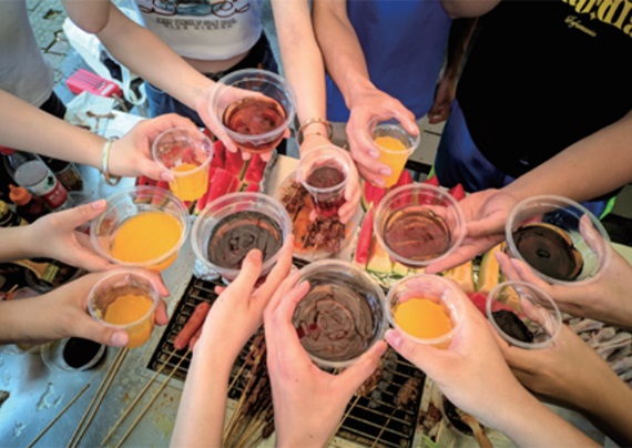 南寧睿升高復培訓機構的學生在課外時有哪些精彩的活動?