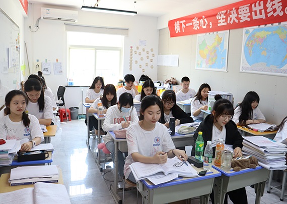 武漢普思高考文化中心的上課氛圍怎么樣?好不好?