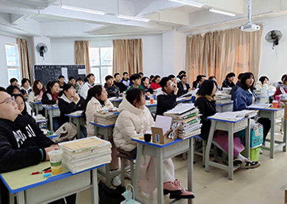 教學現場 (1).jpg 教學現場 (1).jpg