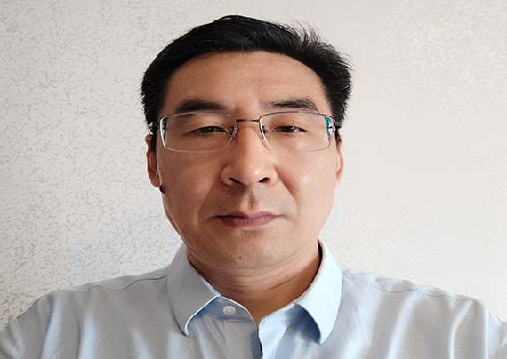 何寶�?拷貝.jpg 何寶�?拷貝.jpg