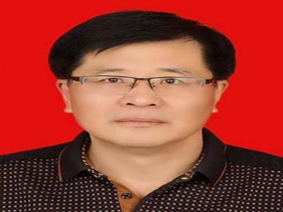 物理老師孫洪�?拷貝.jpg 物理老師孫洪�?拷貝.jpg