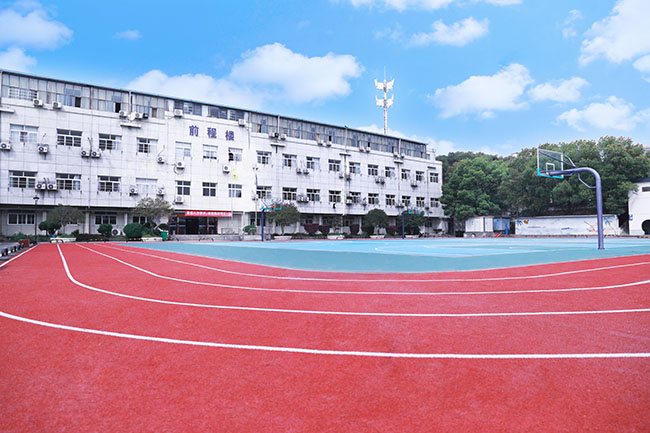 武漢全程高考復讀學校的校園環(huán)境圖展示!