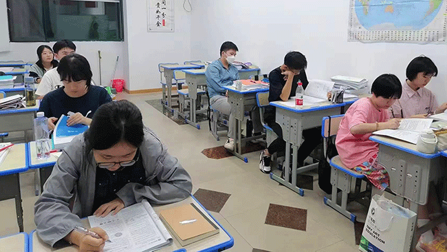 快來感受一下武漢邦德專注的學習氛圍!